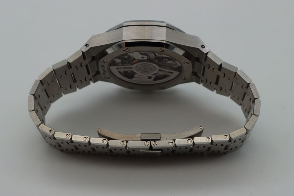Audemars Piguet Royal Oak 26240ST.OO.1320ST.04 Image 3